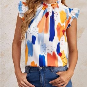 Kara & Kate Geo Print Pearl Clasp Top